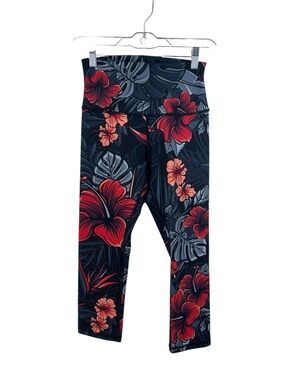 Project X High Rise Flower Firebiscus Hibiscus Capri Leggings - Women's SMALL
